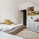 Luca House Daire *