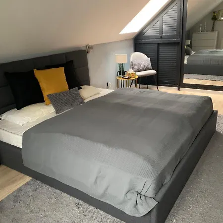 Luca House Apartmán *