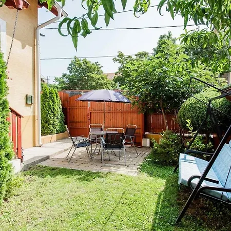 Luca House Apartmán Budaörs