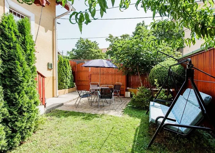 Luca House דירה בודארוס