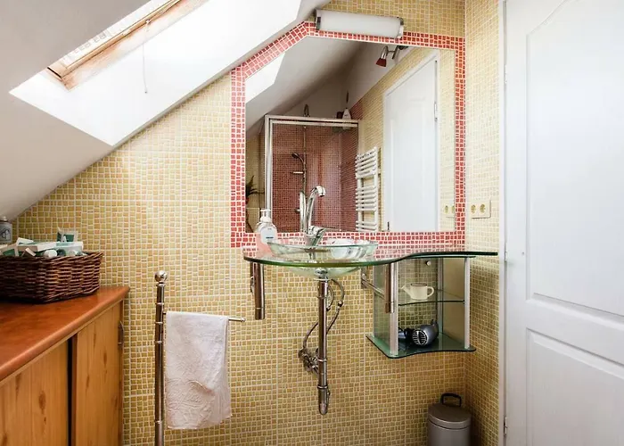 Luca House * בודארוס